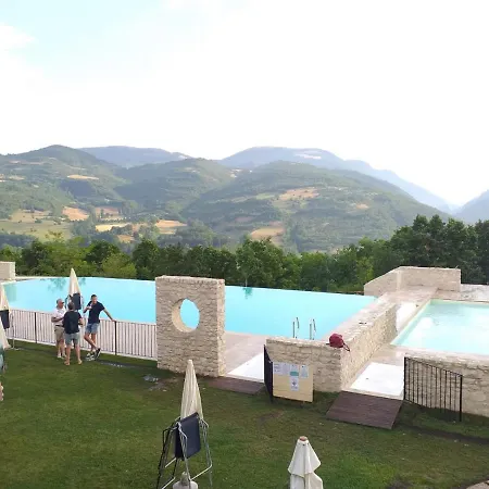 Kompleks wypoczynkowy Villaggio Il Collaccio *