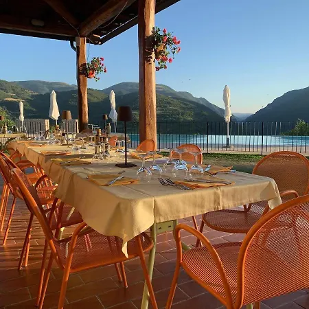 Villaggio Il Collaccio Üdülőpark Preci